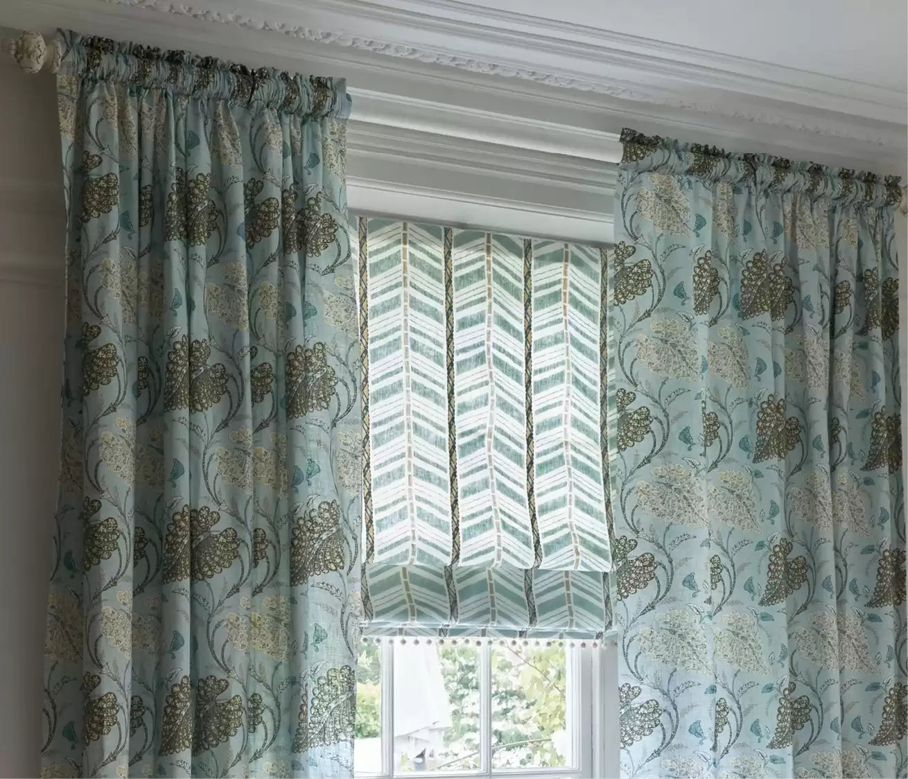 NC Woodbridge Stripe Red - Nina Campbell - NCF4504-01 Fabric